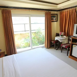 Otel Phi Phi